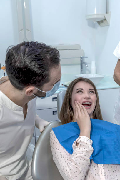 Best Emergency Tooth Extraction in Barneveld, WI